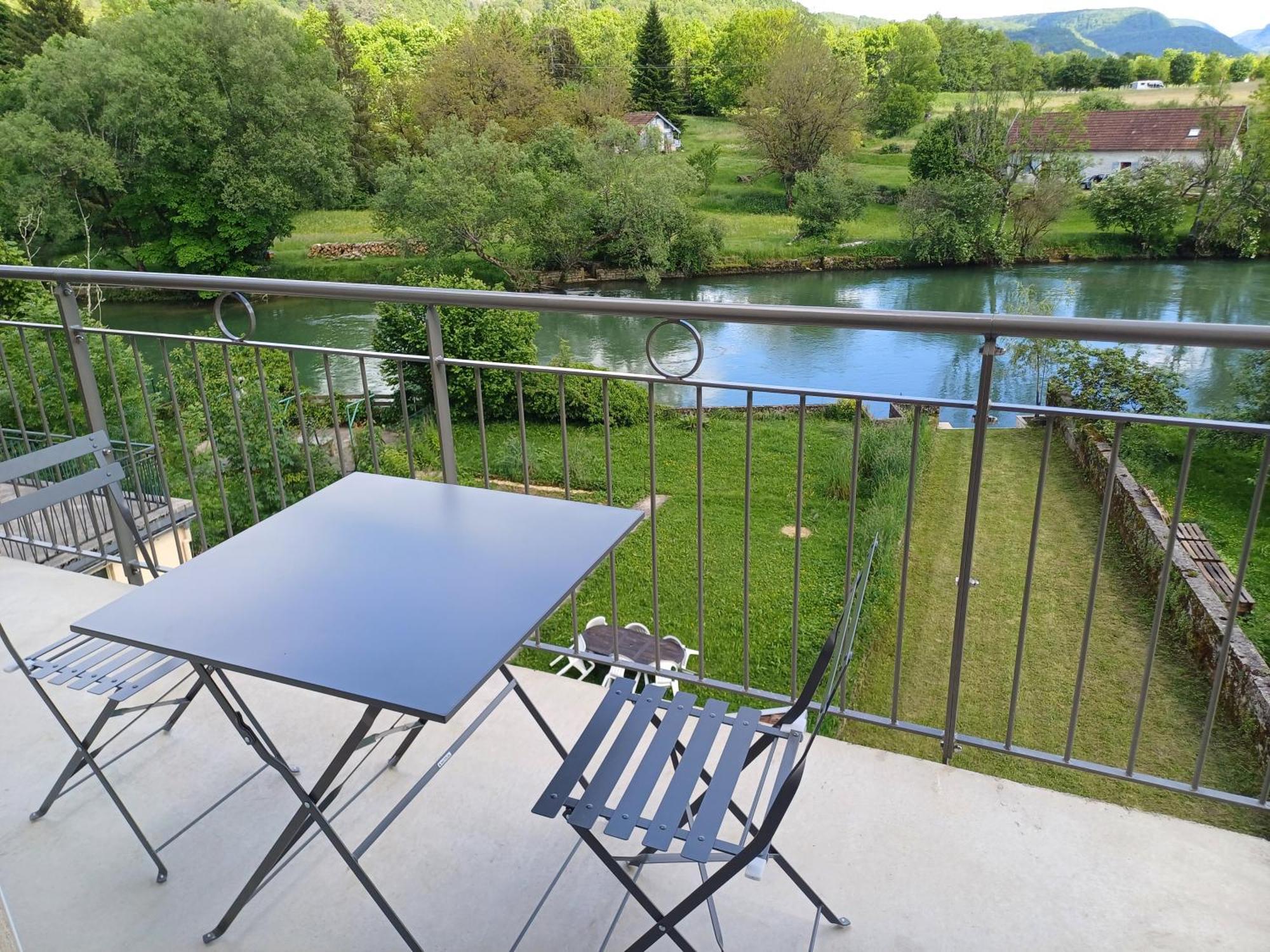 Maison De Vacances - Vue Panoramique Riviere Ornans Buitenkant foto